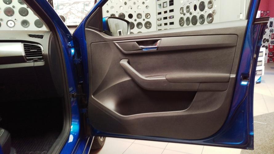 Škoda Fabia III - výměna reproduktorů, vytlumení dveří