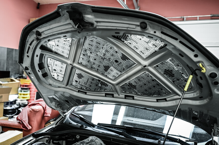 Škoda Octavia 3 - kompletní odhlučnění, nové přední reproduktory