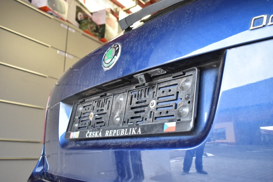 Škoda Octavia II Combi - montáž autohifi