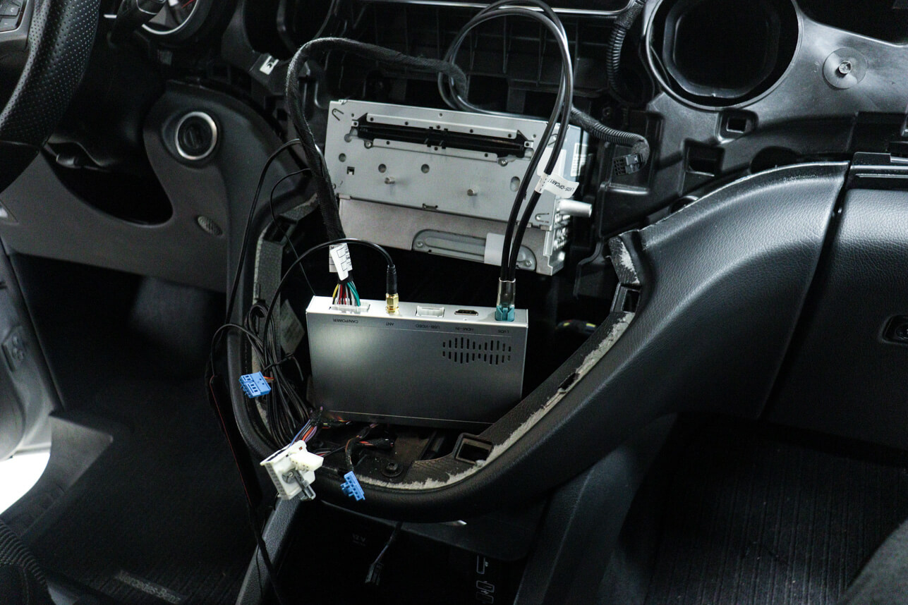 Mercedes V-Class W447 - rozšíření o Apple Carplay
